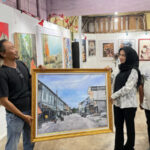 Hj. Eka Madjid Muaz, S.E., M.H. Apresiasi Seni di Pameran Presisi Jilid II IMG-20241206-WA0266