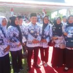 Gubernur Jambi Al Haris Irup HUT PGRI 79 dan HGN, di Rimbo Bujang Kabupaten Tebo IMG-20241208-WA0193