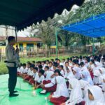Polisi Sayang Anak, Satbinmas Polres Bungo Berikan Pembinaan Di SD 88/II Sei Mengkuang
