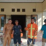 Pos Damkar VII Koto Evakuasi Ular Kobra Sepanjang 3 Meter dari Kantor Desa TKPI IMG-20260728-WA0057